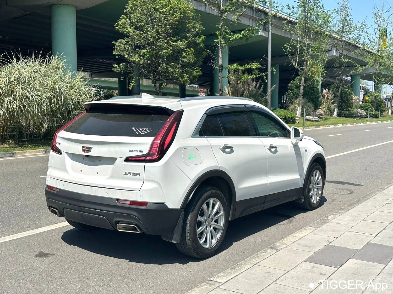 Подержанный CADILLAC 2022 XT4 28T Two Drive Wind Style