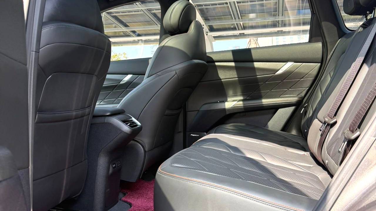 Changan 2025 CS75PLUS The fourth generation 1.5T new Blue Whale intelligent flagship