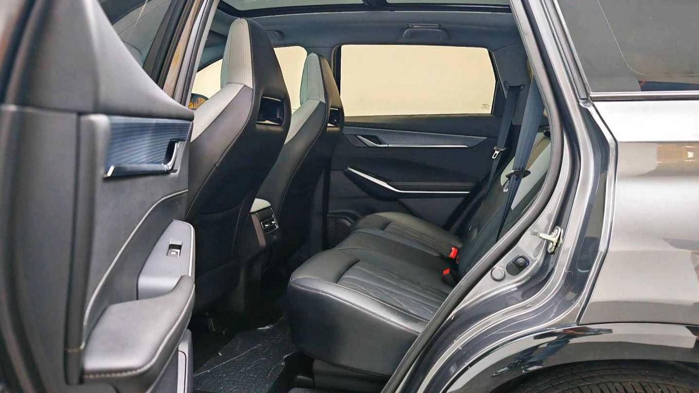 Changan 2024 CS75PLUS 3rd Champion 1.5T Intelligent Driving Power Navigation Type