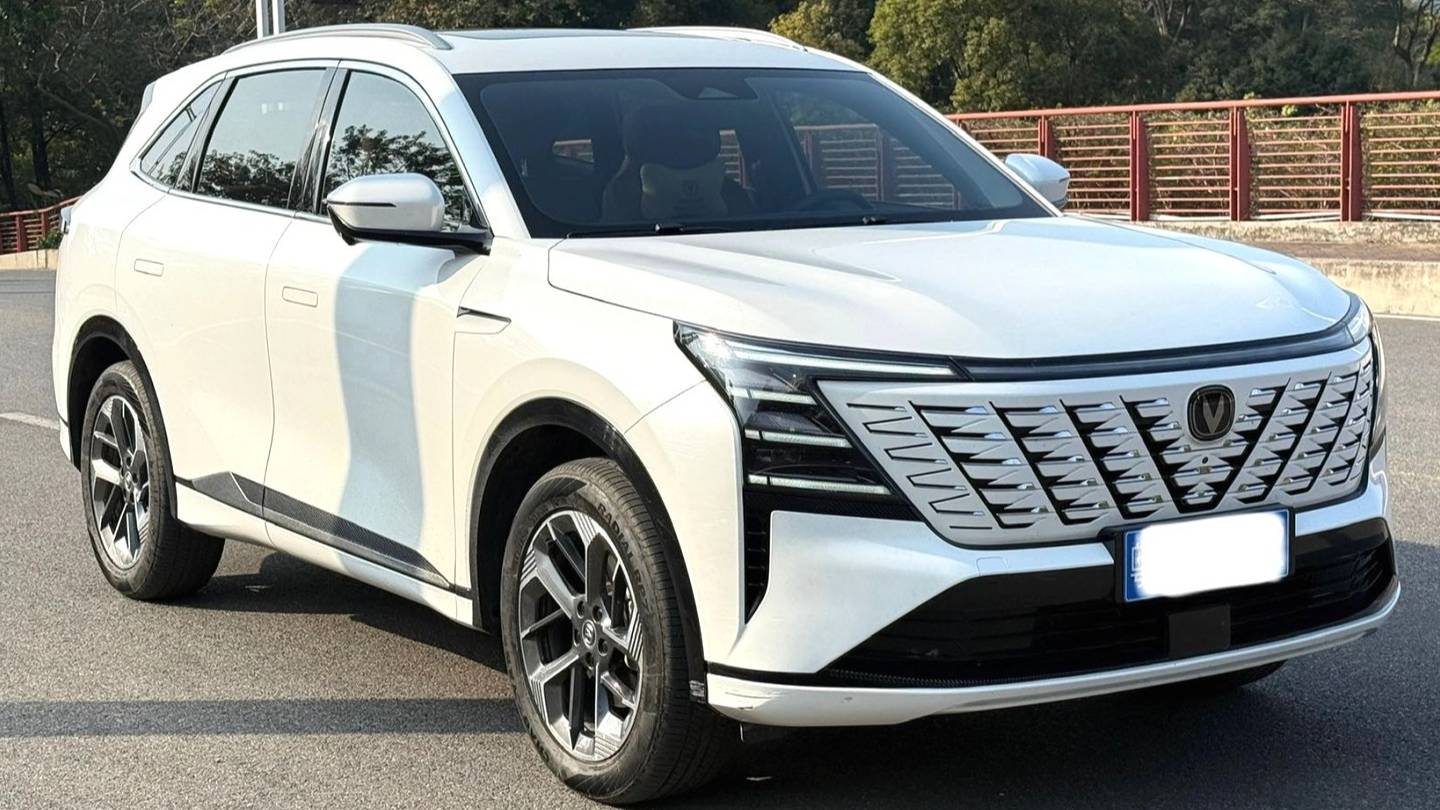 Changan 2025 CS75PLUS 4th 1.5T New Blue Whale Smart Luxury Edition