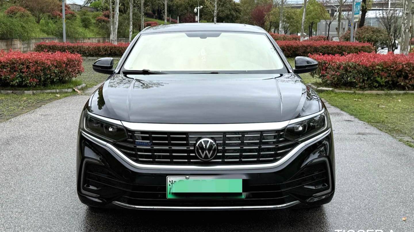 Volkswagen 2023 TAYRON GTE 280TSI Luxury Plus Advanced Edition