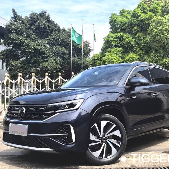 Volkswagen 2023 TAYRON X 330TSI 2WD Premium High Energy Edition سيارة مستعملة