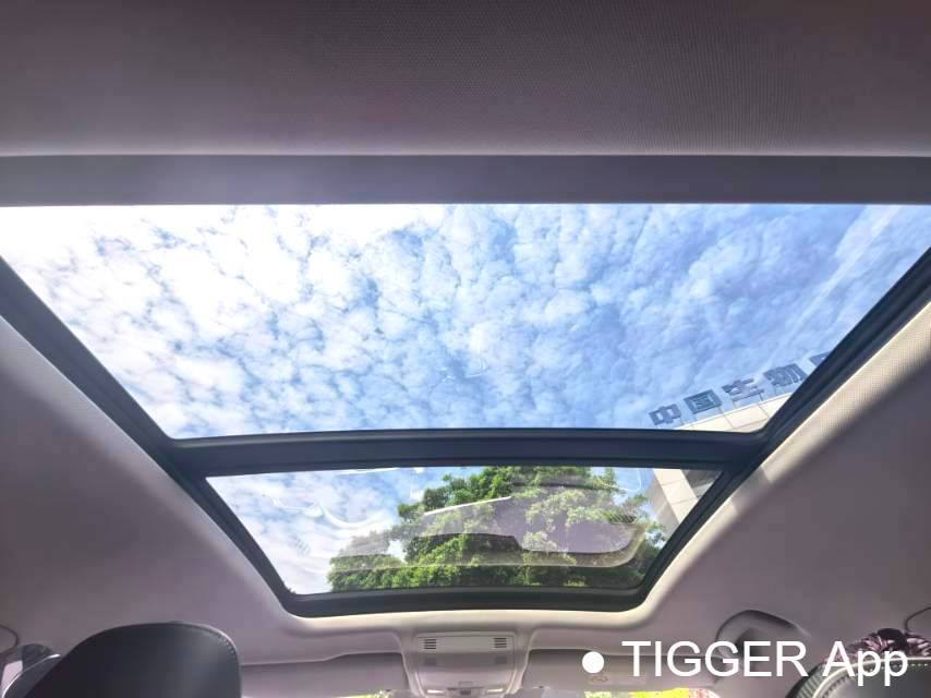 مستعمل Volkswagen 2023 TAYRON X 330TSI 2WD Premium High Energy Edition