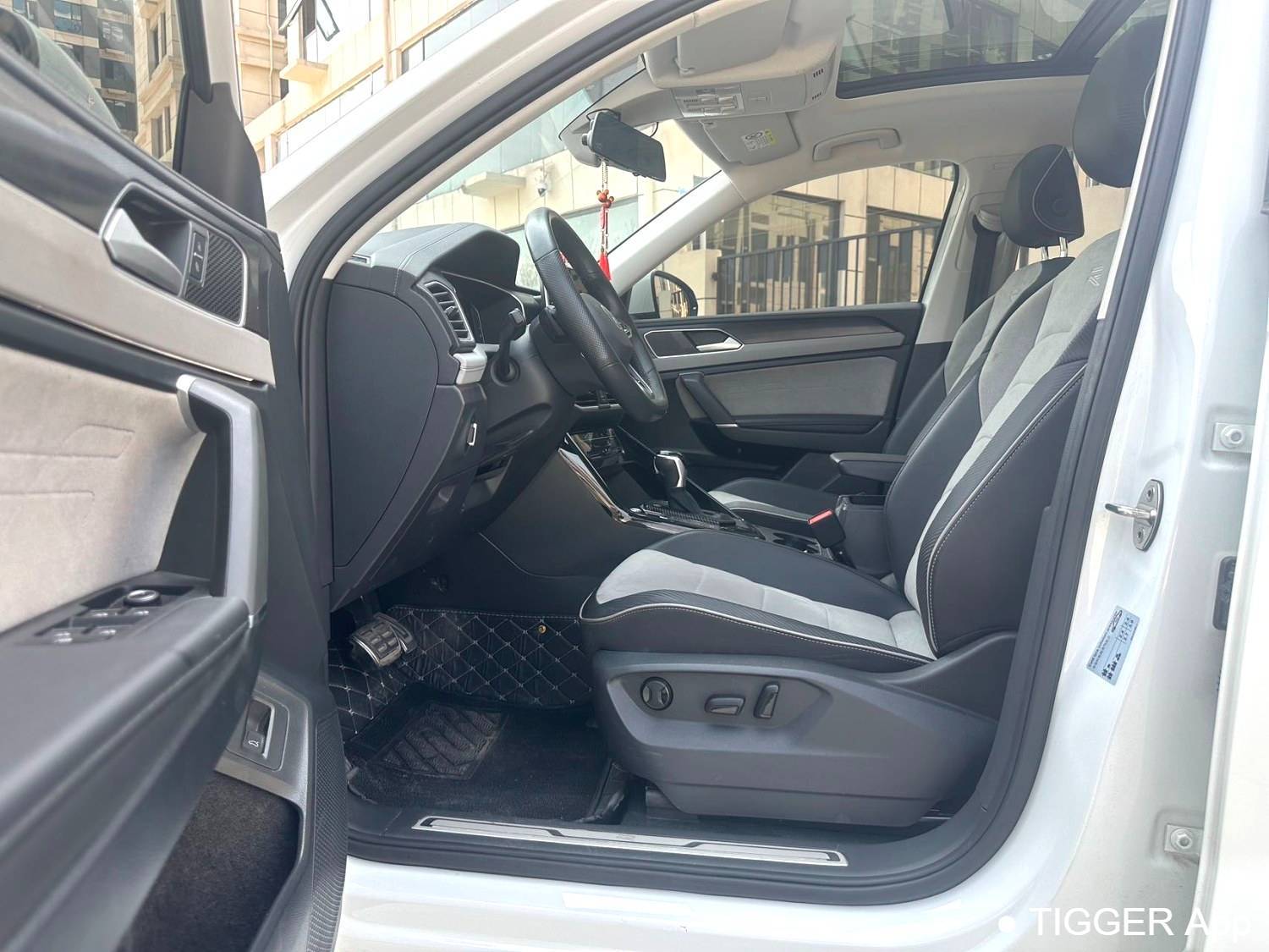 مستعمل Volkswagen 2023 TAYRON X 330TSI 2WD Premium High Energy Edition