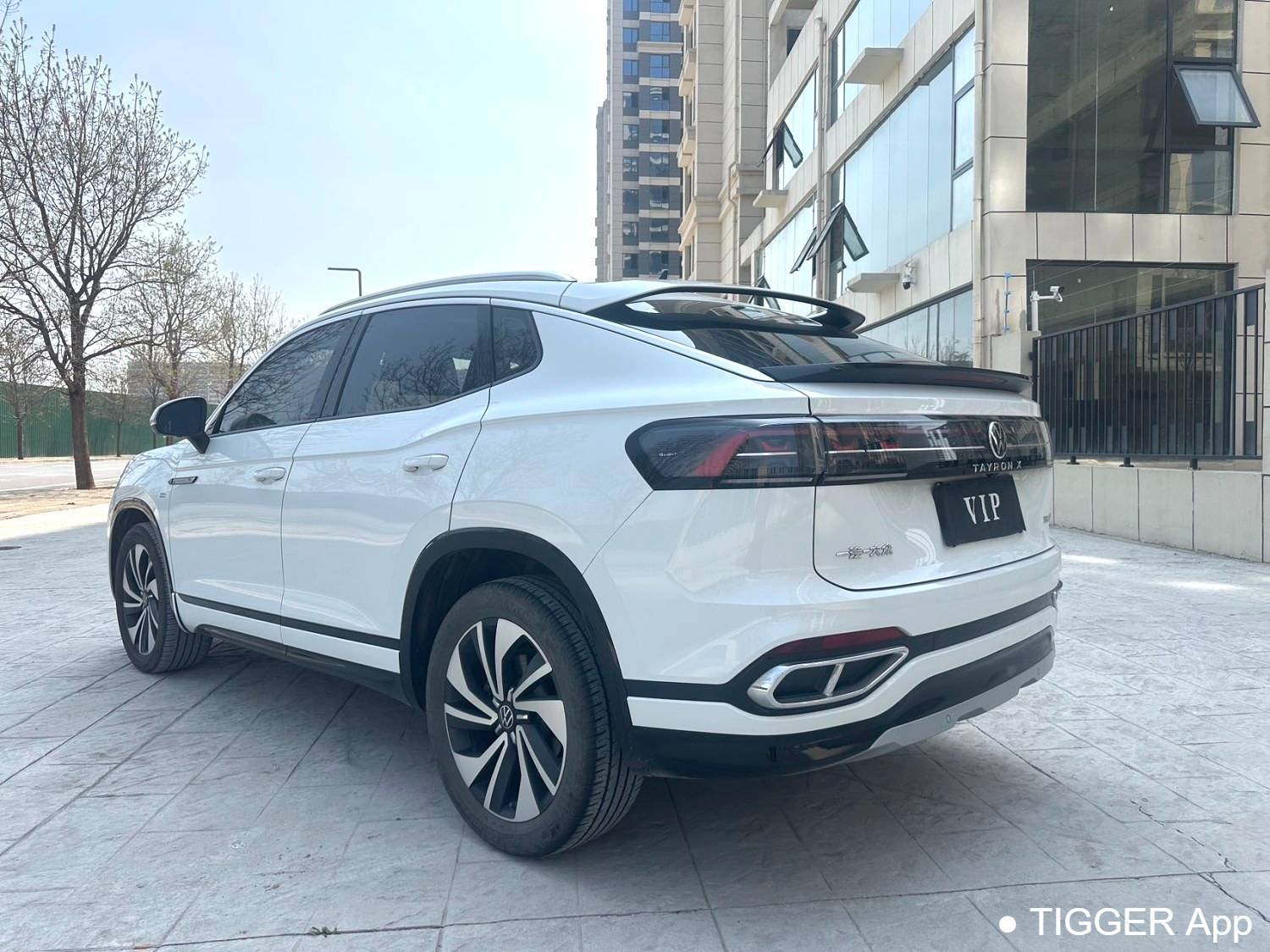 مستعمل Volkswagen 2023 TAYRON X 330TSI 2WD Premium High Energy Edition