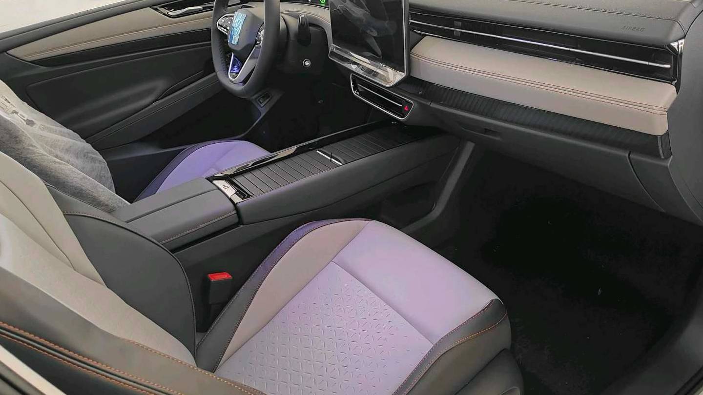 Volkswagen 2024 ID.7 VIZZION AIR