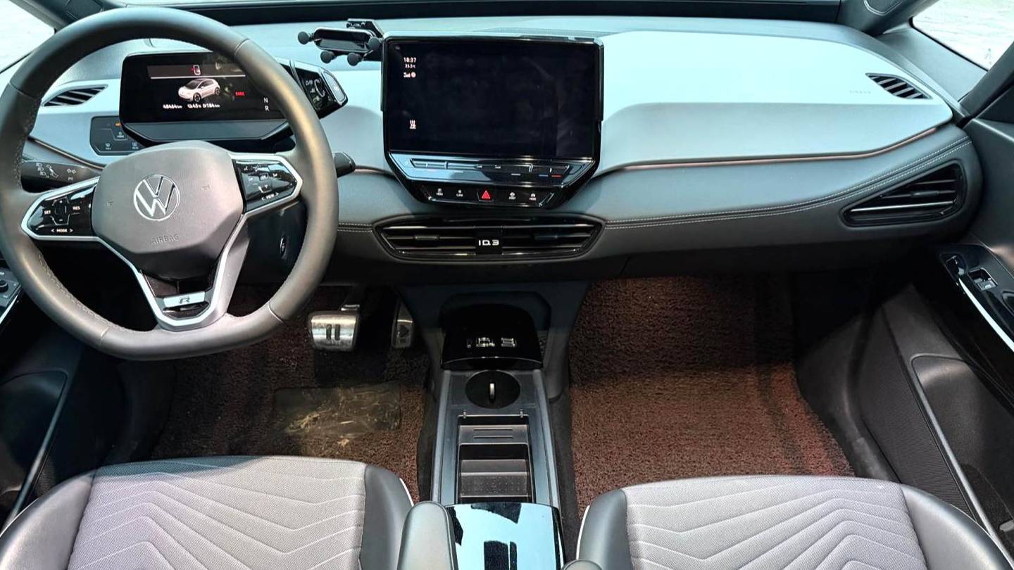 Volkswagen 2024 ID.3 Outstanding Edition