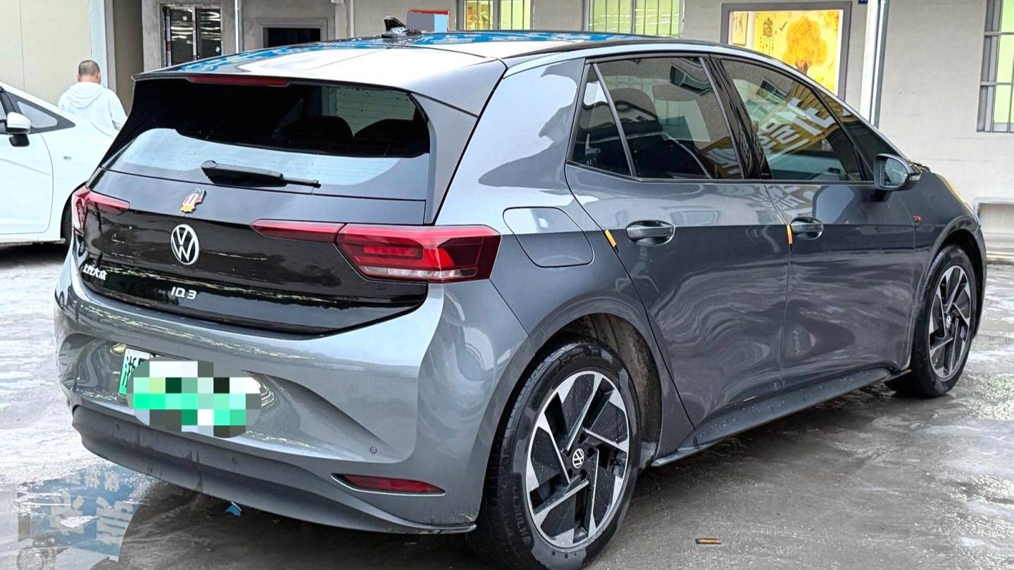 Volkswagen 2024 ID.3 Outstanding Edition