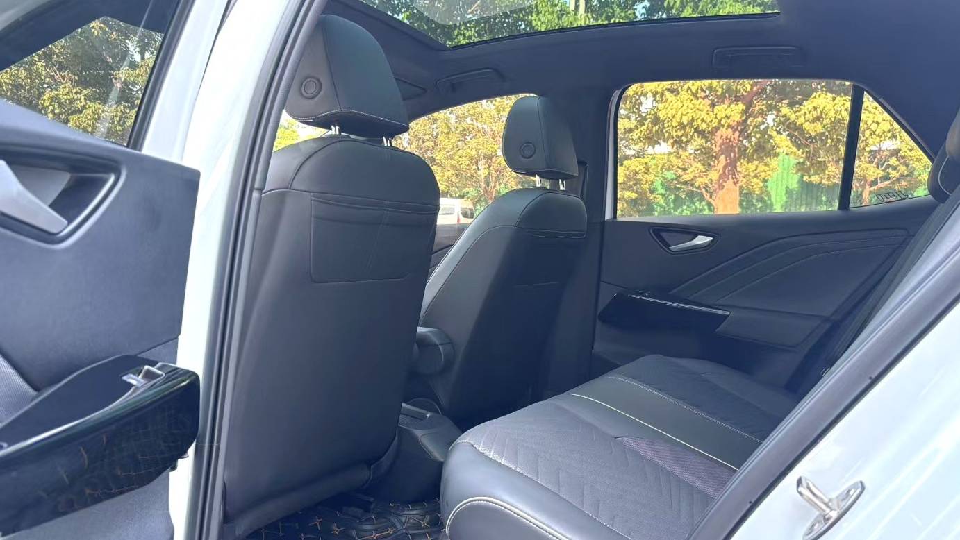 Volkswagen 2024 ID.3 Outstanding Edition