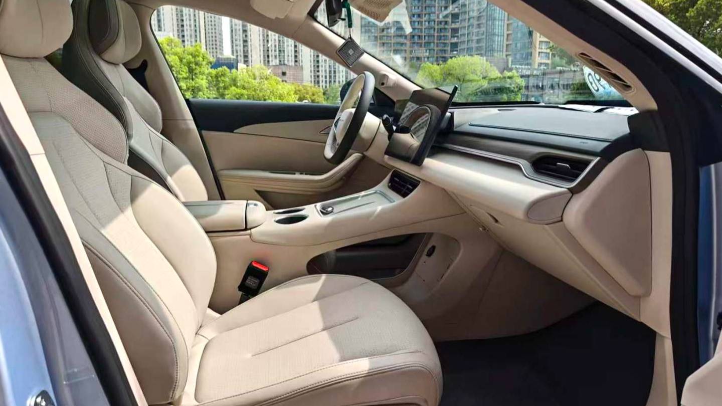 FORTHING 2024 Forthing S7 235 Extended Range Luxury Edition