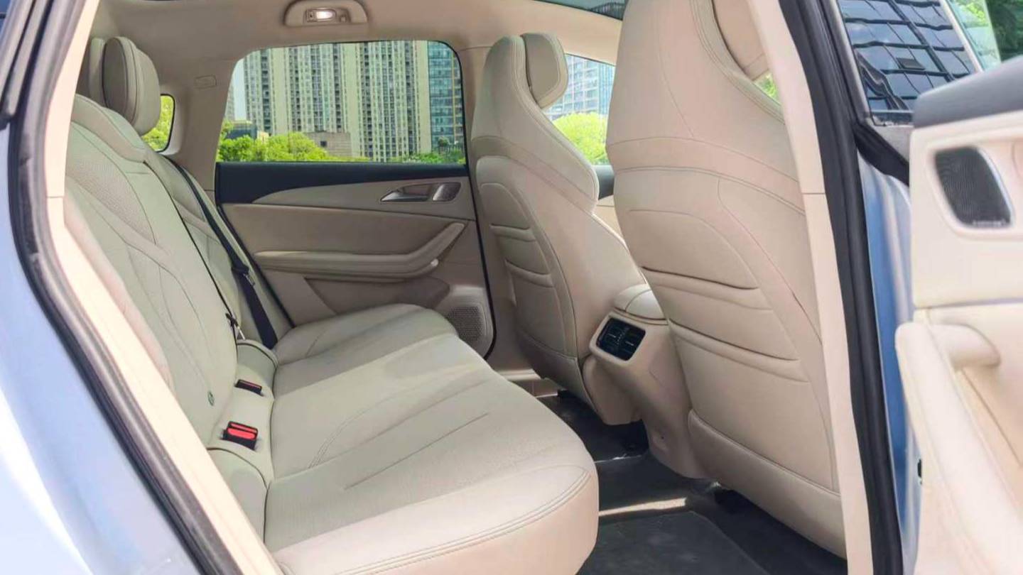 FORTHING 2024 Forthing S7 235 Extended Range Luxury Edition