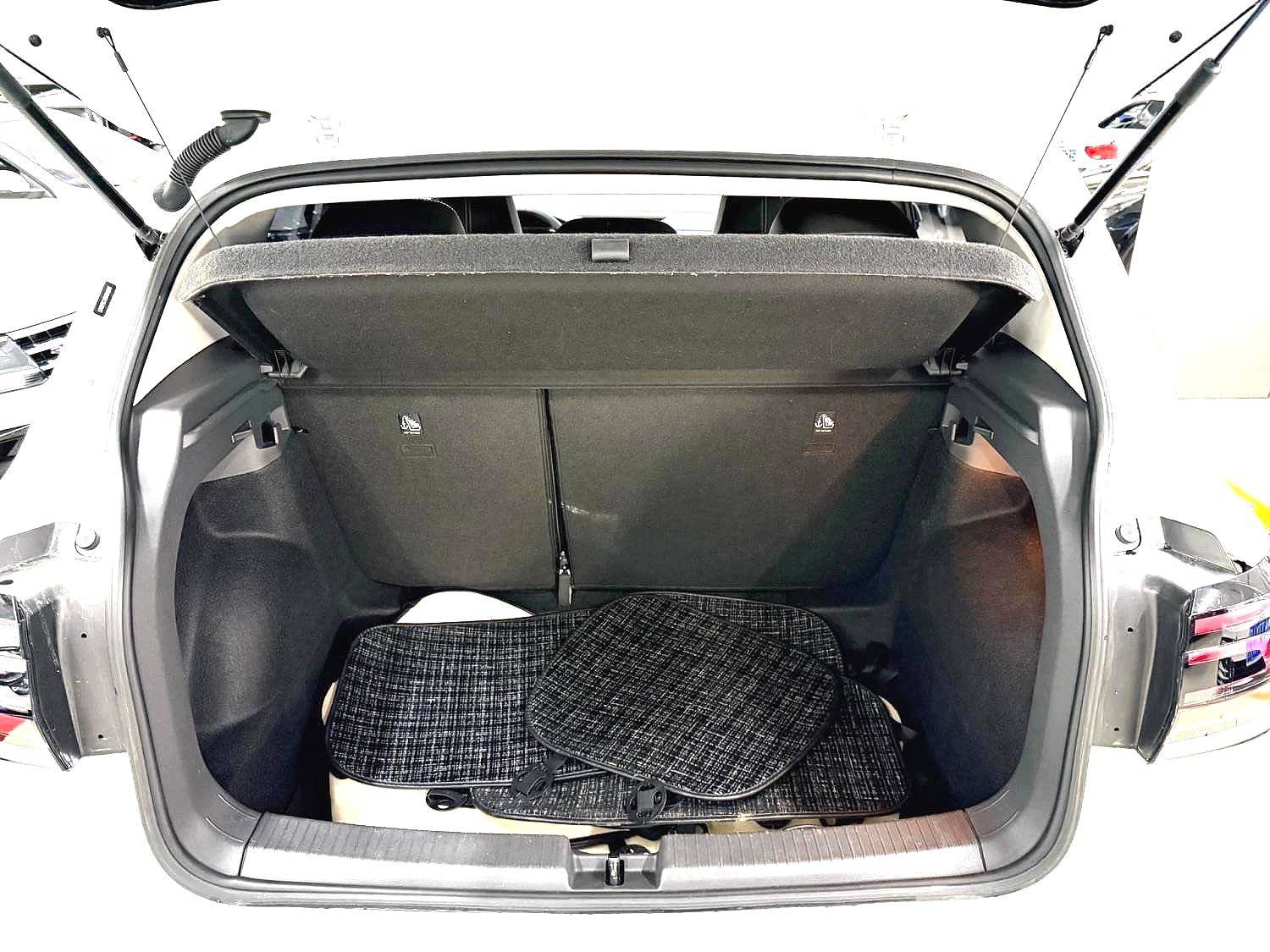 مستعمل Volkswagen 2023 T-Cross 1.5L Automatic Comfort Edition