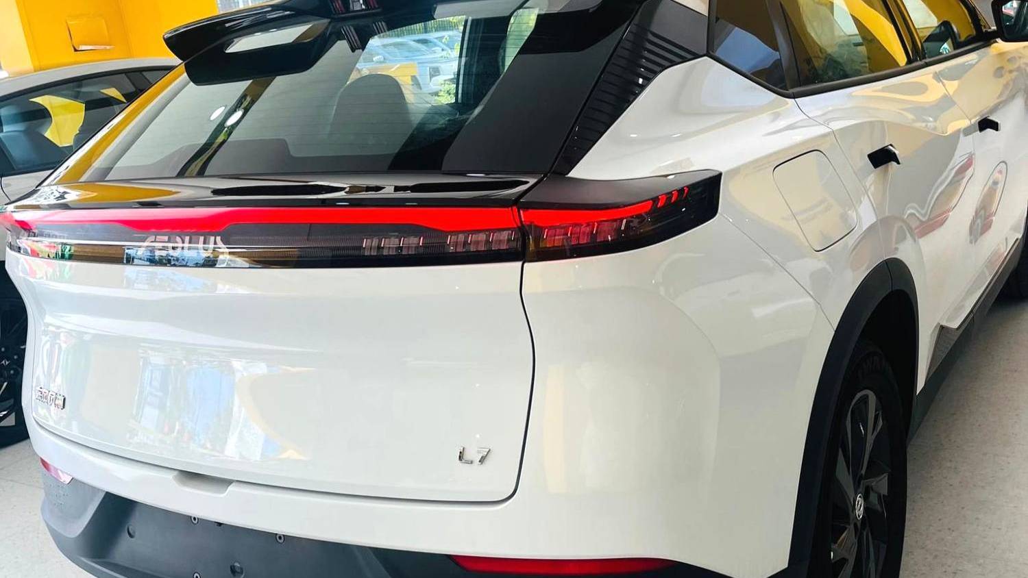 AEOLUS 2025 L7 110 Long Range Comfort Type