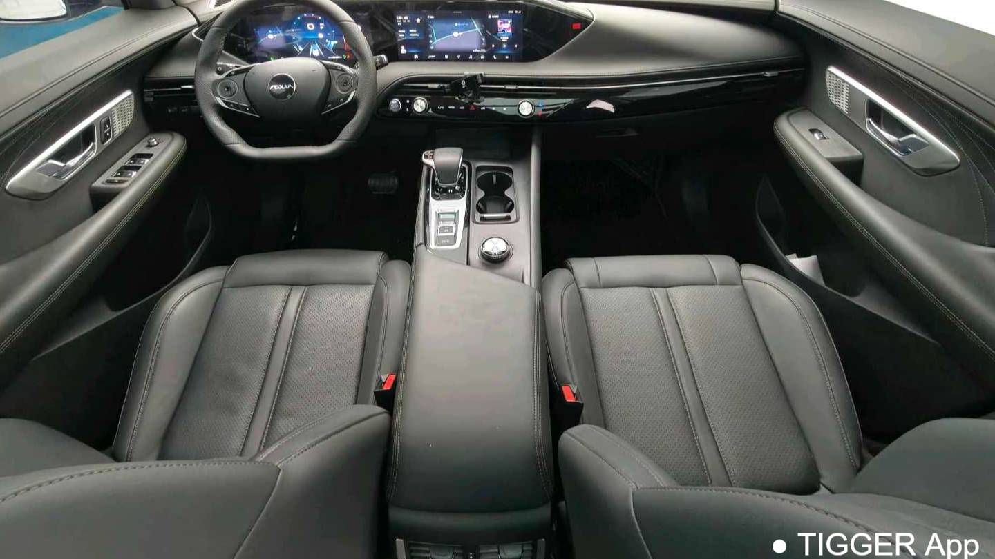 AEOLUS 2022 HUGE Mach Power 1.5T Dare Love Edition