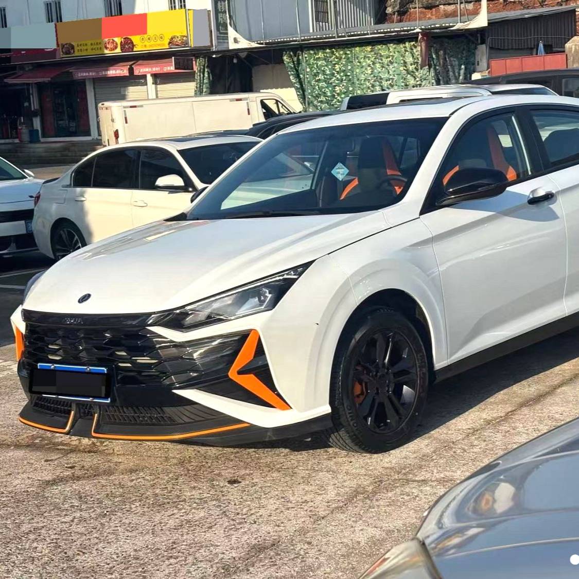 AEOLUS 2024 Yi Xuan 1.5T Automatic Power Engine Edition سيارة مستعملة