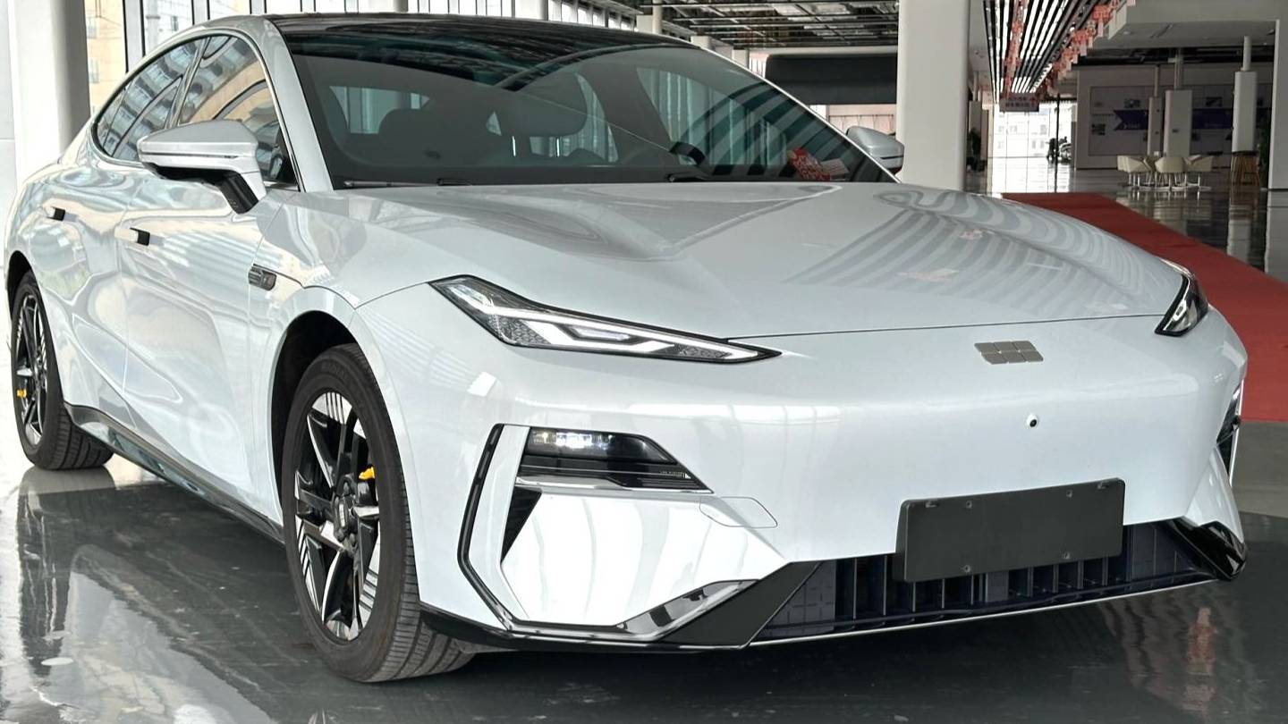 GALAXY 2024 E8 550km rear wheel drive PRO