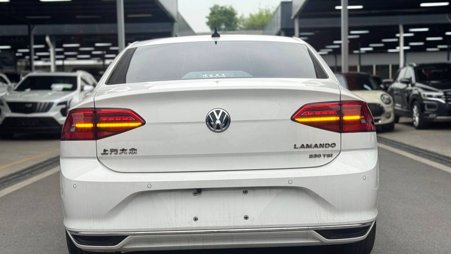 Volkswagen 2021 Lamando 230TSI DSG Fashion Edition