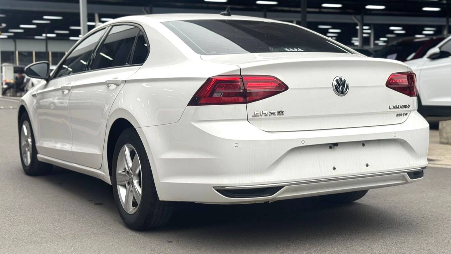 Volkswagen 2021 Lamando 230TSI DSG Fashion Edition