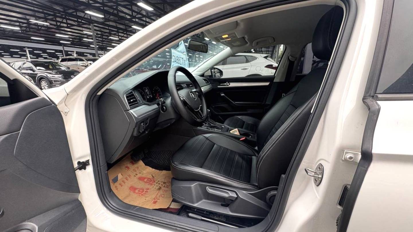 Volkswagen 2021 Lamando 230TSI DSG Fashion Edition