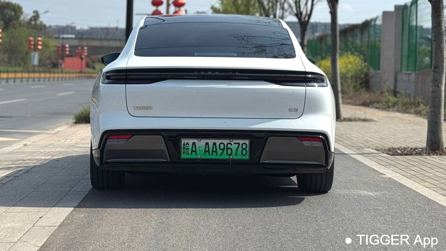 GALAXY 2024 E8 665km Rear Drive Starship Long Voyage Edition