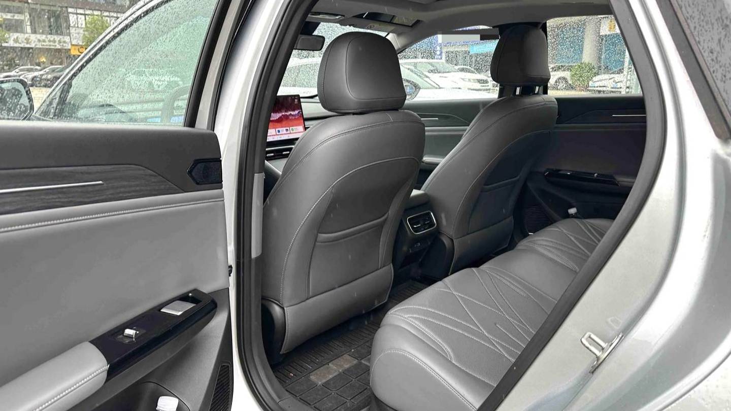 GALAXY 2025 L6 EM-i 140km Starship Edition