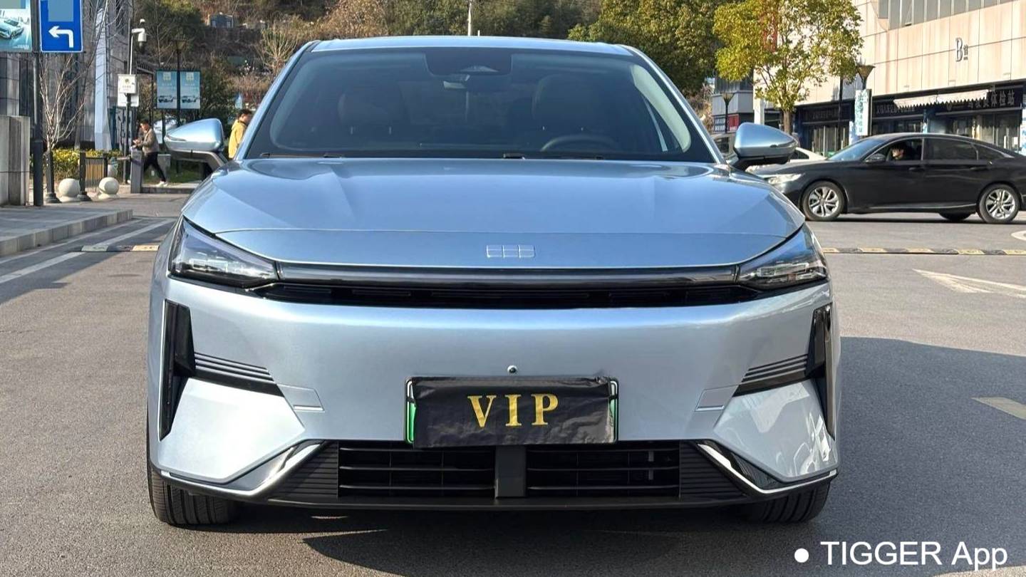 GALAXY 2025 L6 EM-i 140km Starship Edition