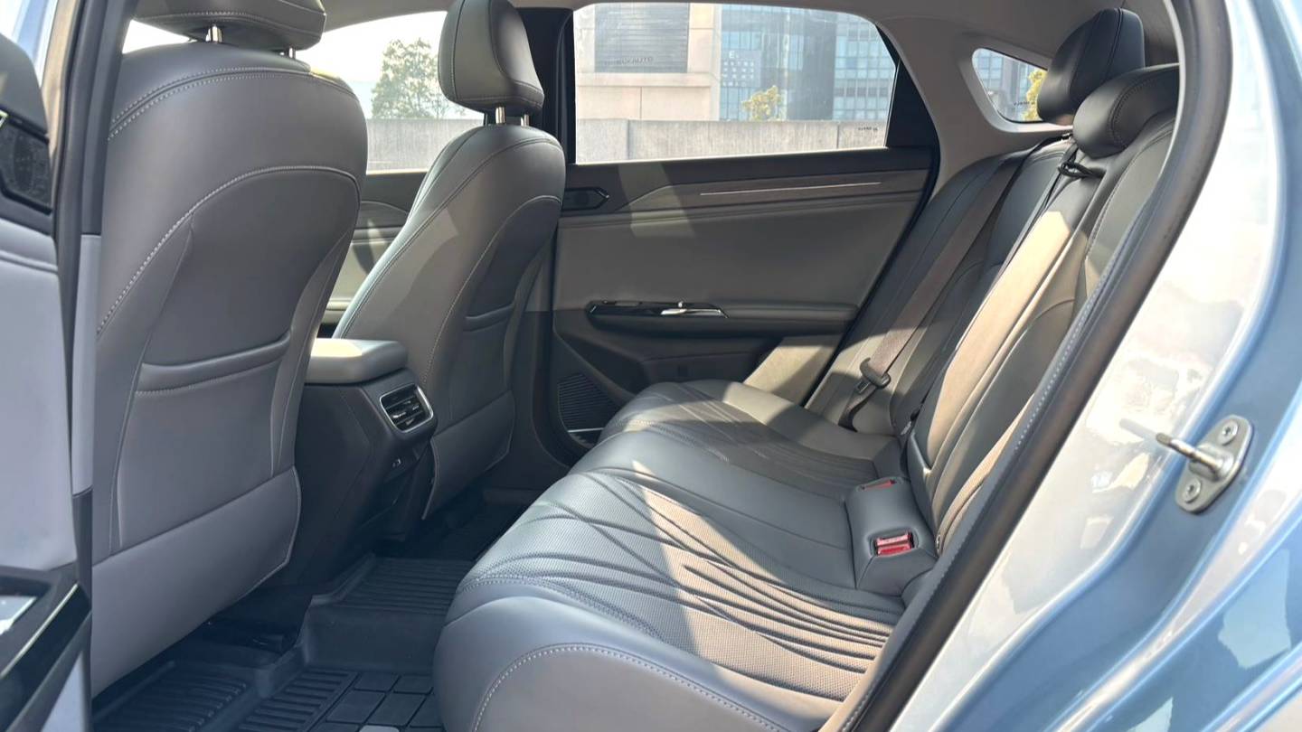 GALAXY 2025 L6 EM-i 140km Starship Edition