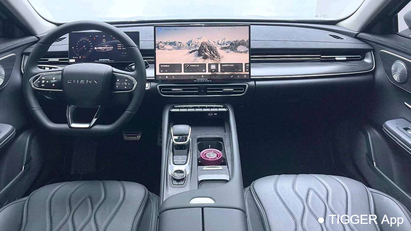 Chery 2025 ARRIZO 8 PRO 2.0T DCT Luxury Model