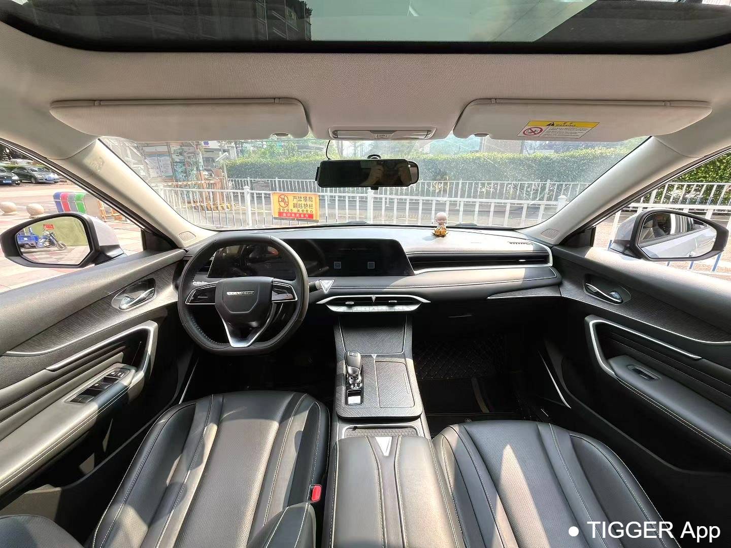 used Venucia‌ 2023 Venucia V 260T Dark Horse Edition Pro