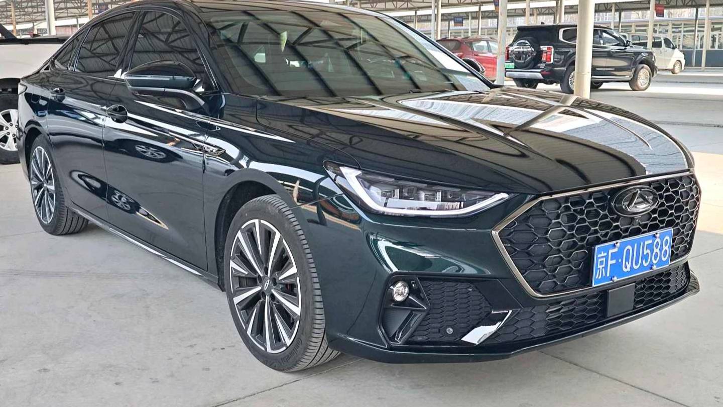 Chery 2025 ARRIZO 8 PRO 2.0T DCT Premium Edition