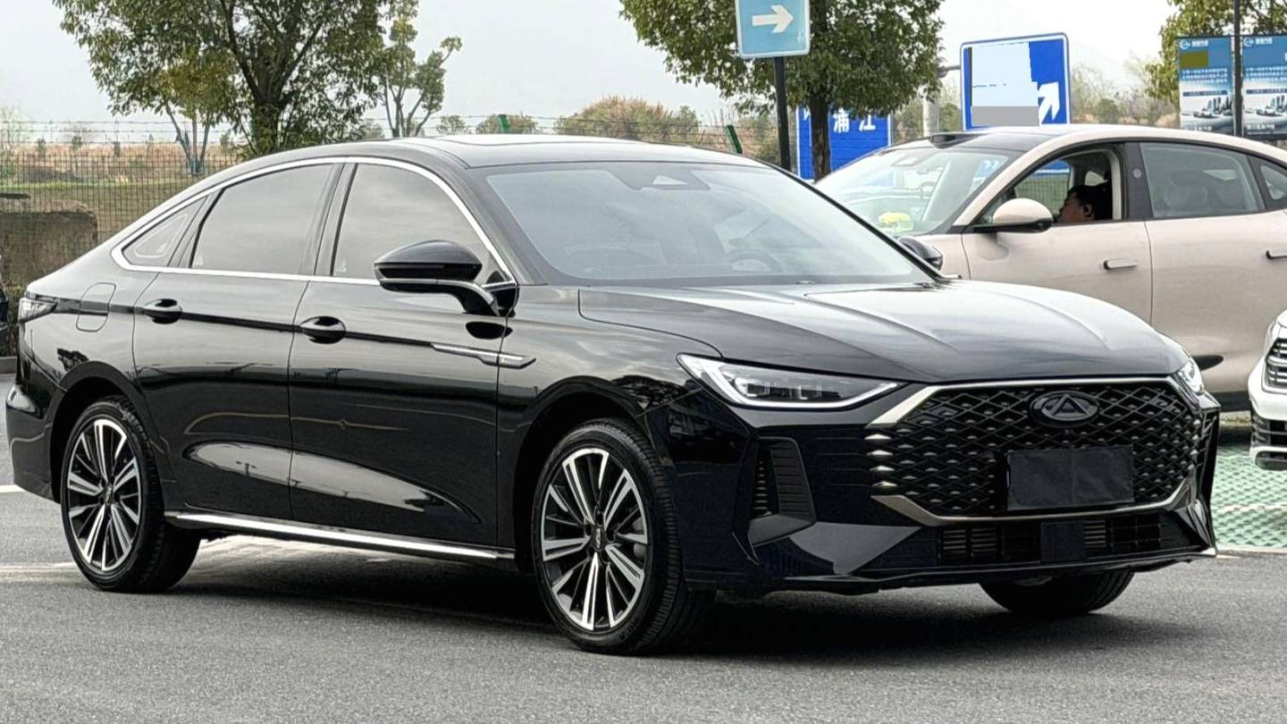 Chery 2025 ARRIZO 8 PRO 1.6T DCT Comfort Model