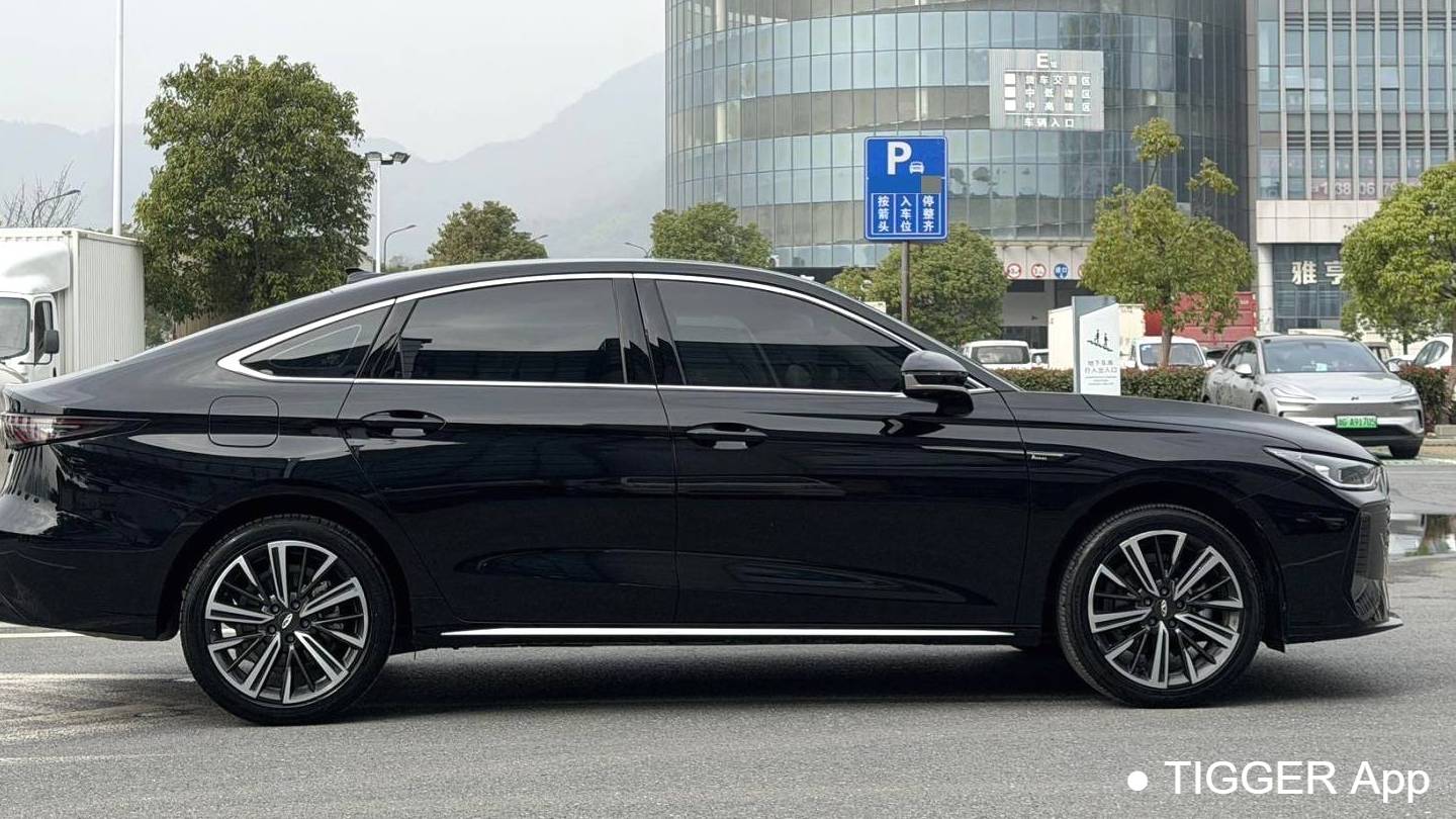 Chery 2025 ARRIZO 8 PRO 1.6T DCT Comfort Model