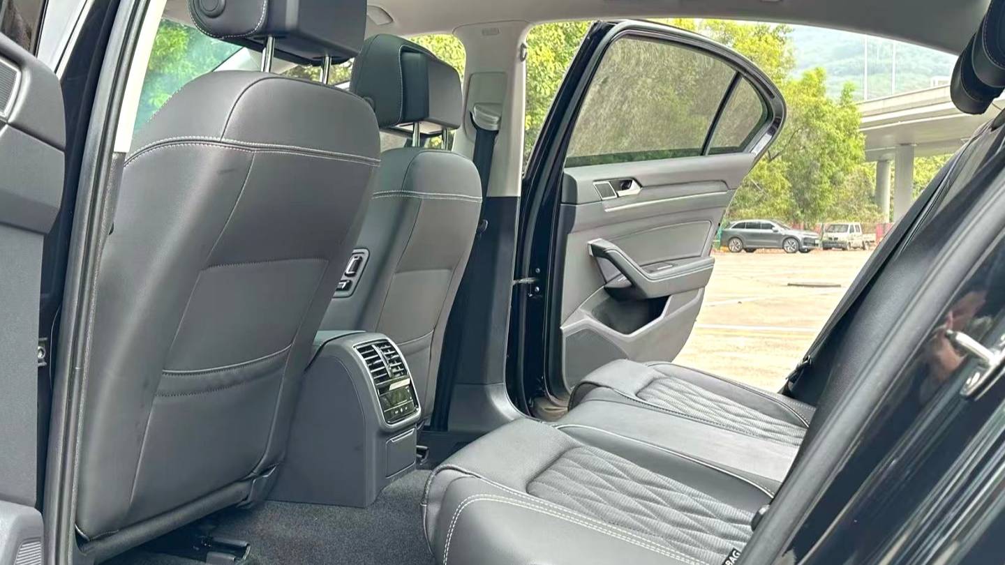 Volkswagen 2022 Magotan GTE Luxury Model