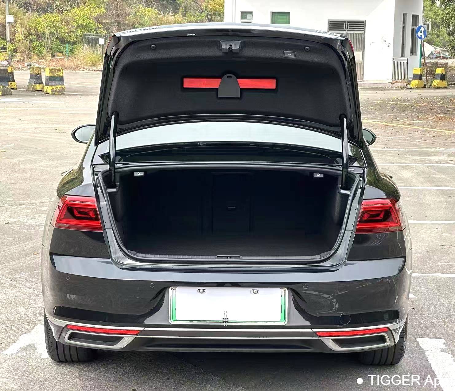 Volkswagen 2022 Magotan GTE Luxury Model