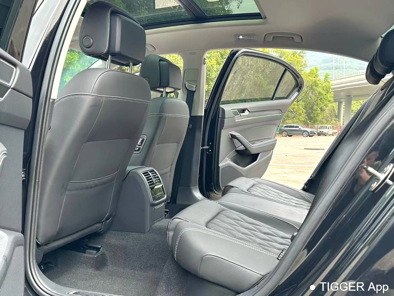 Volkswagen 2022 Magotan GTE Luxury Model