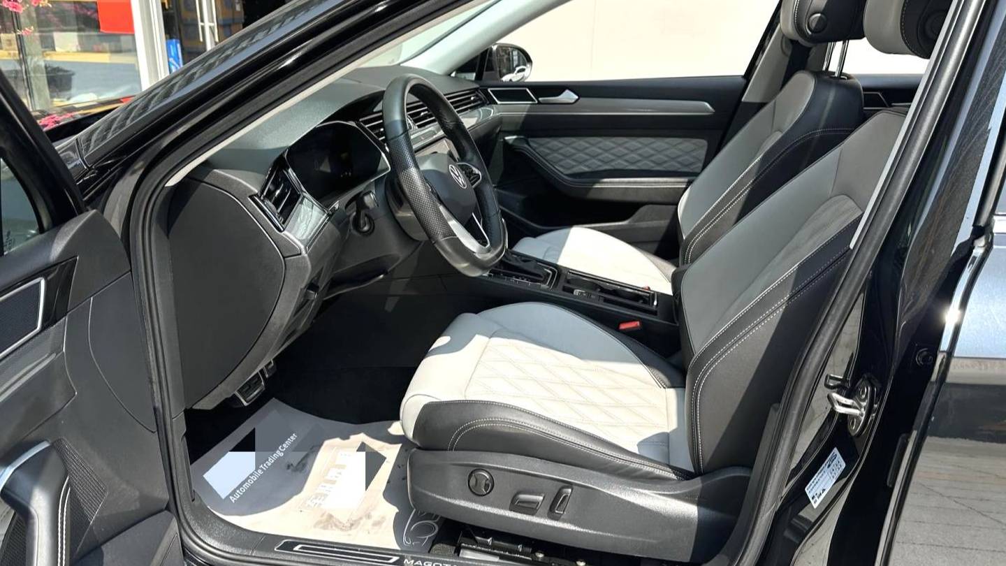 Volkswagen 2023 Magotan 2 million commemorative edition 330TSI DSG leading model