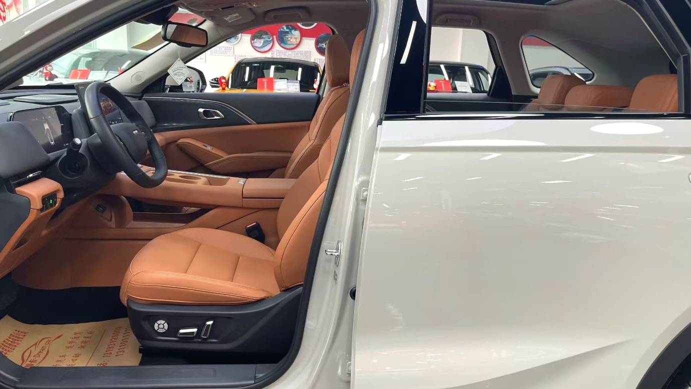 HAVAL 2025 XIAOLONG MAX Hi4 165 Ultra Intelligent Driving Edition