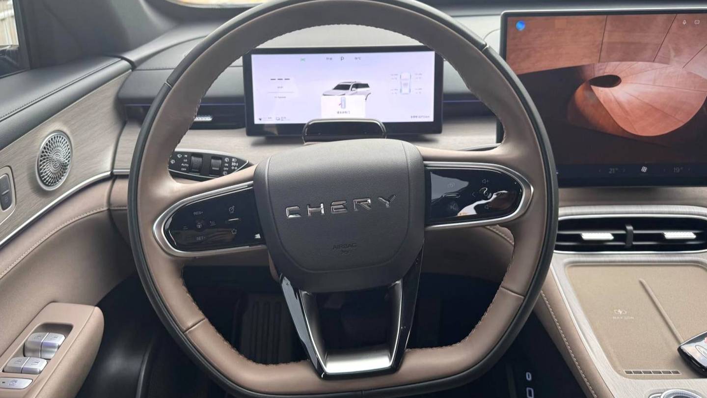 Chery 2022 Tiggo 8PLUS Kunpeng Edition 390TGDI DCT Haoqing Edition
