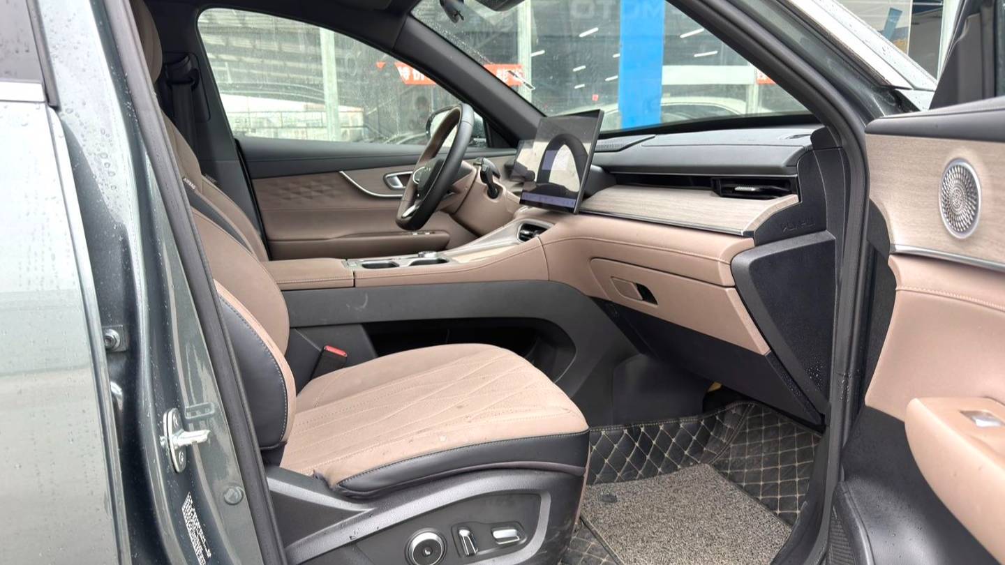 Chery 2024 Tiggo 8PLUS Champion Edition 290TGDI DCT Brilliance Edition 5-seater