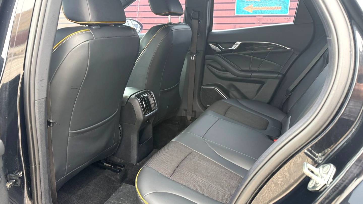 BESTUNE 2022 B70S 1.5T Smart Tide Commander