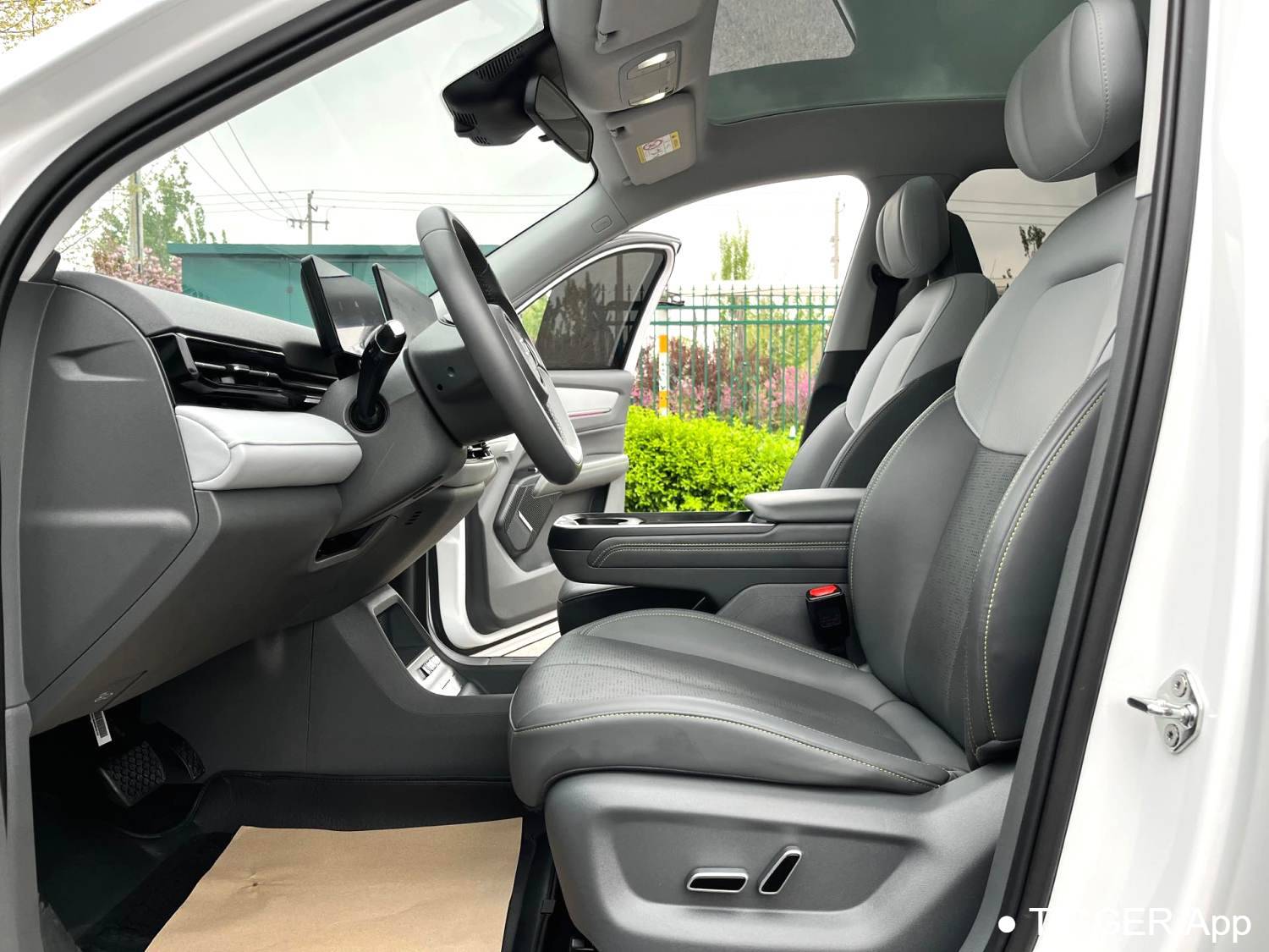 BESTUNE 2025 Yueyi 03 565km Ultimate Edition