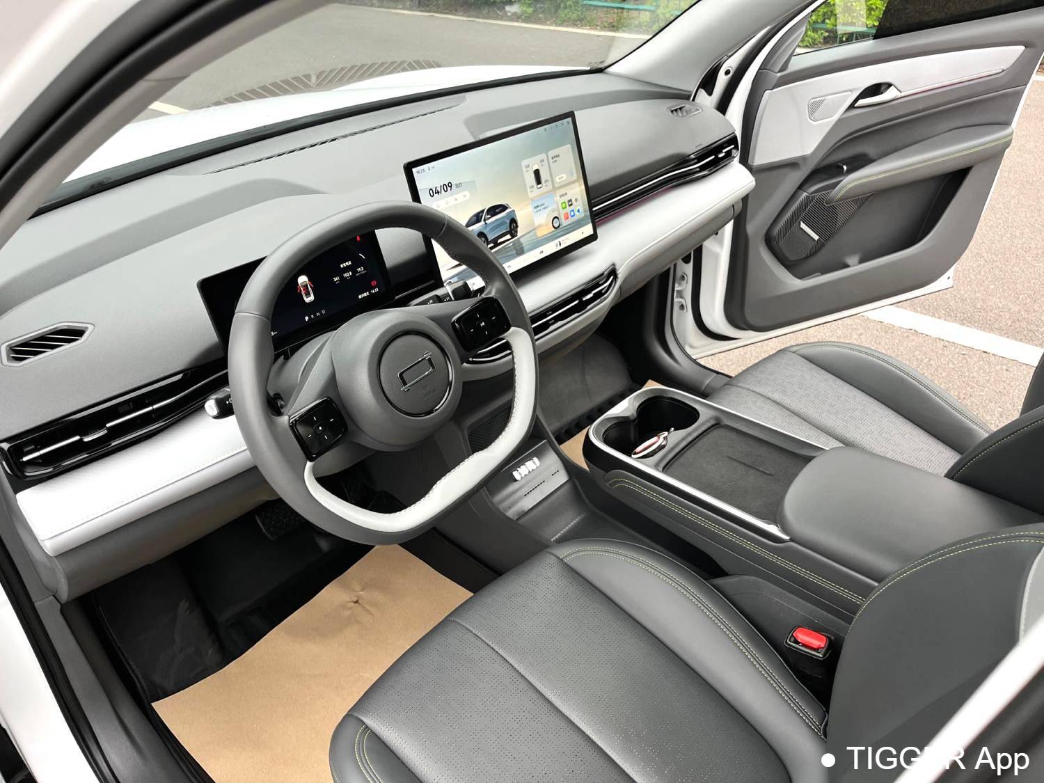 BESTUNE 2025 Yueyi 03 565km Ultimate Edition