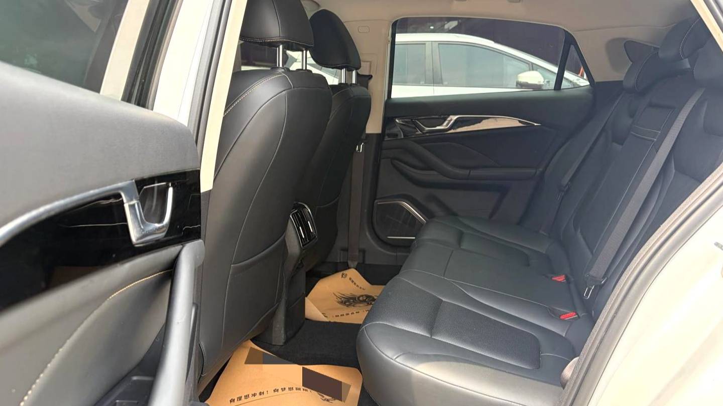 BESTUNE 2023 B70 Third generation 1.5T automatic enjoyment model