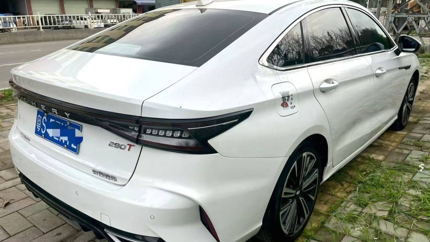 Chery 2022 ARRIZO 8 1.6T DCT Yi