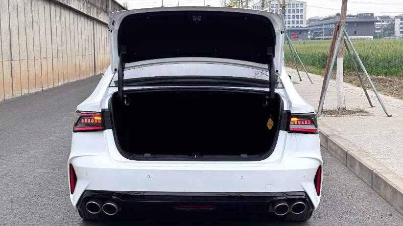 Chery 2025 ARRIZO 8 2.0T automatic control+