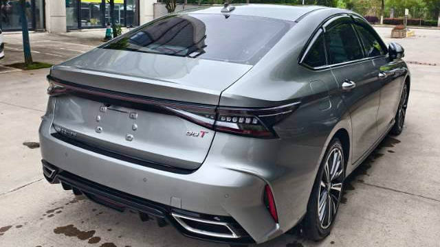 Chery 2022 ARRIZO 8 1.6T DCT Yi