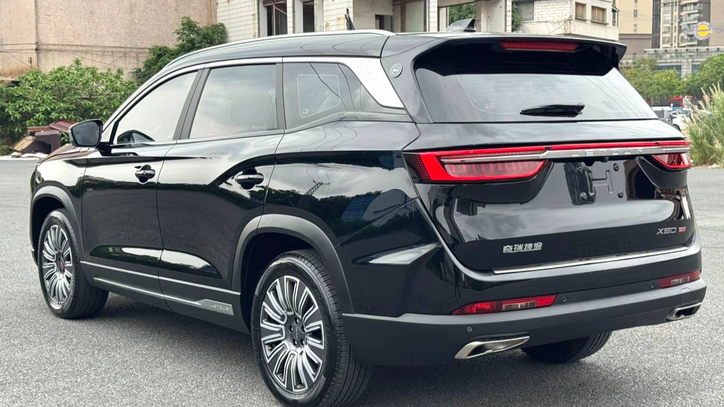 JETOUR 2024 X90 PRO 1.6T DCT Ultimate Edition 7-seater