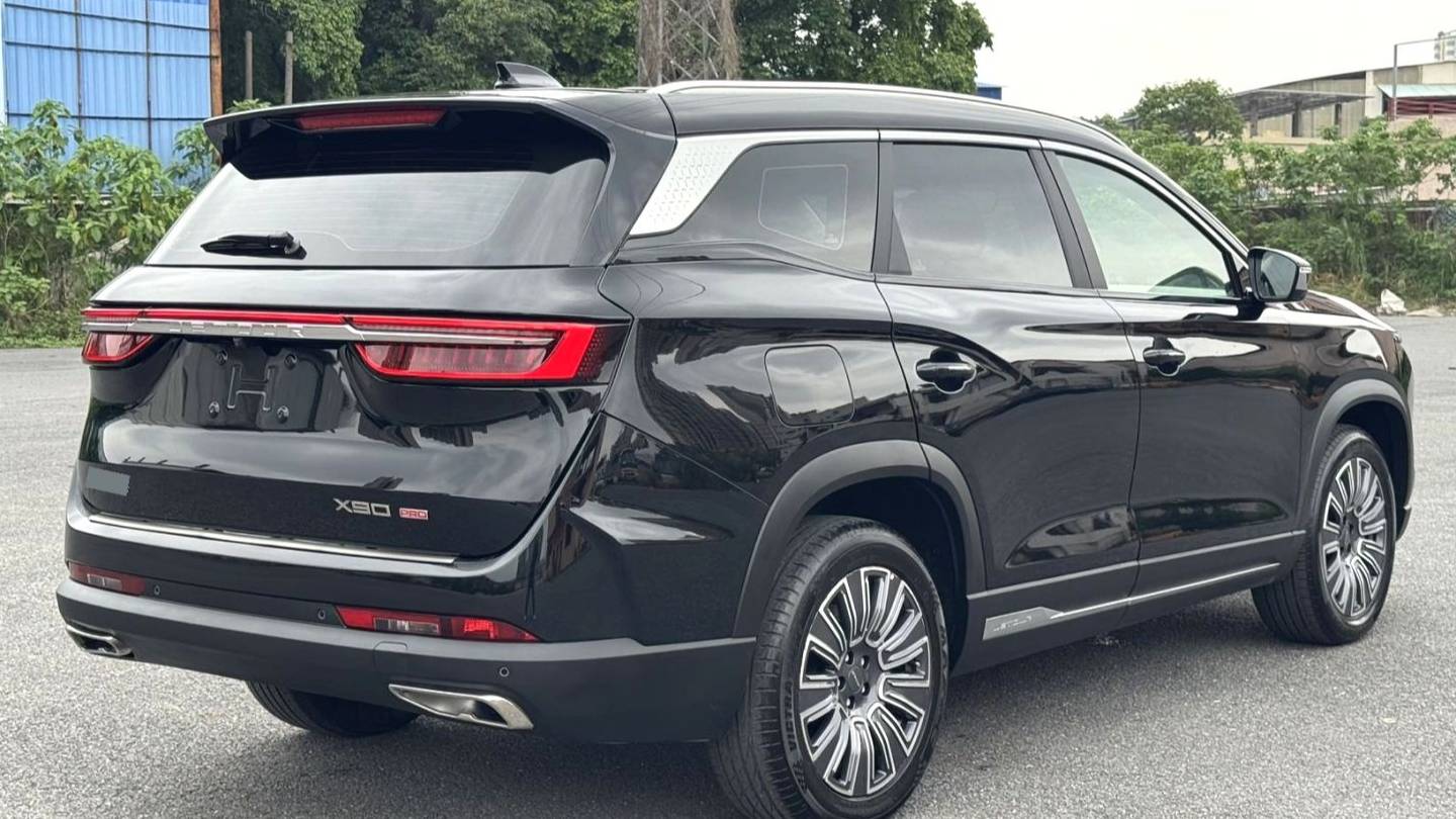 JETOUR 2024 X90 PRO 1.6T DCT Ultimate Edition 7-seater