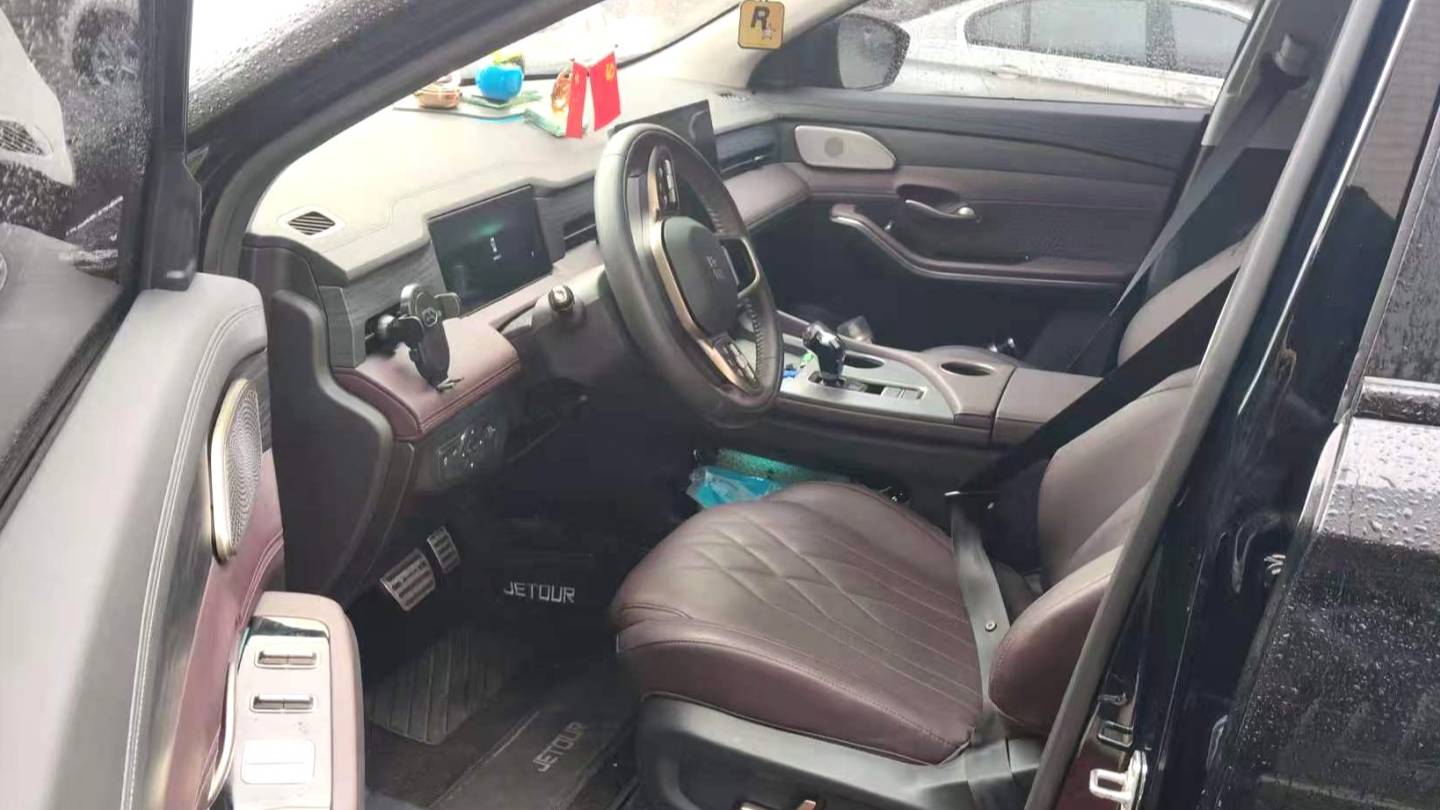 JETOUR 2024 X90 PRO 1.6T DCT Luxury Edition 7-seater