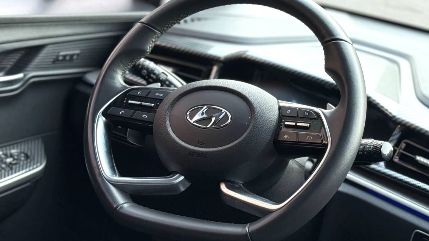 HYUNDAI 2021 Custo 380TGDi Smart Love Premium LUX Premium Edition